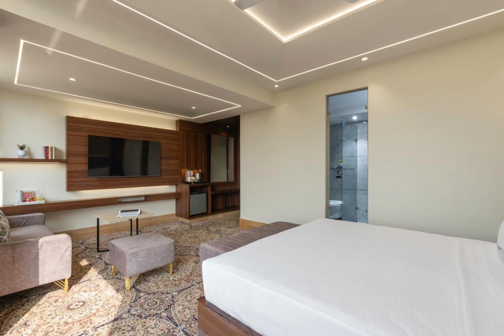 Clarks Inn Suites Agra Near Tajmahal Zewnętrze zdjęcie