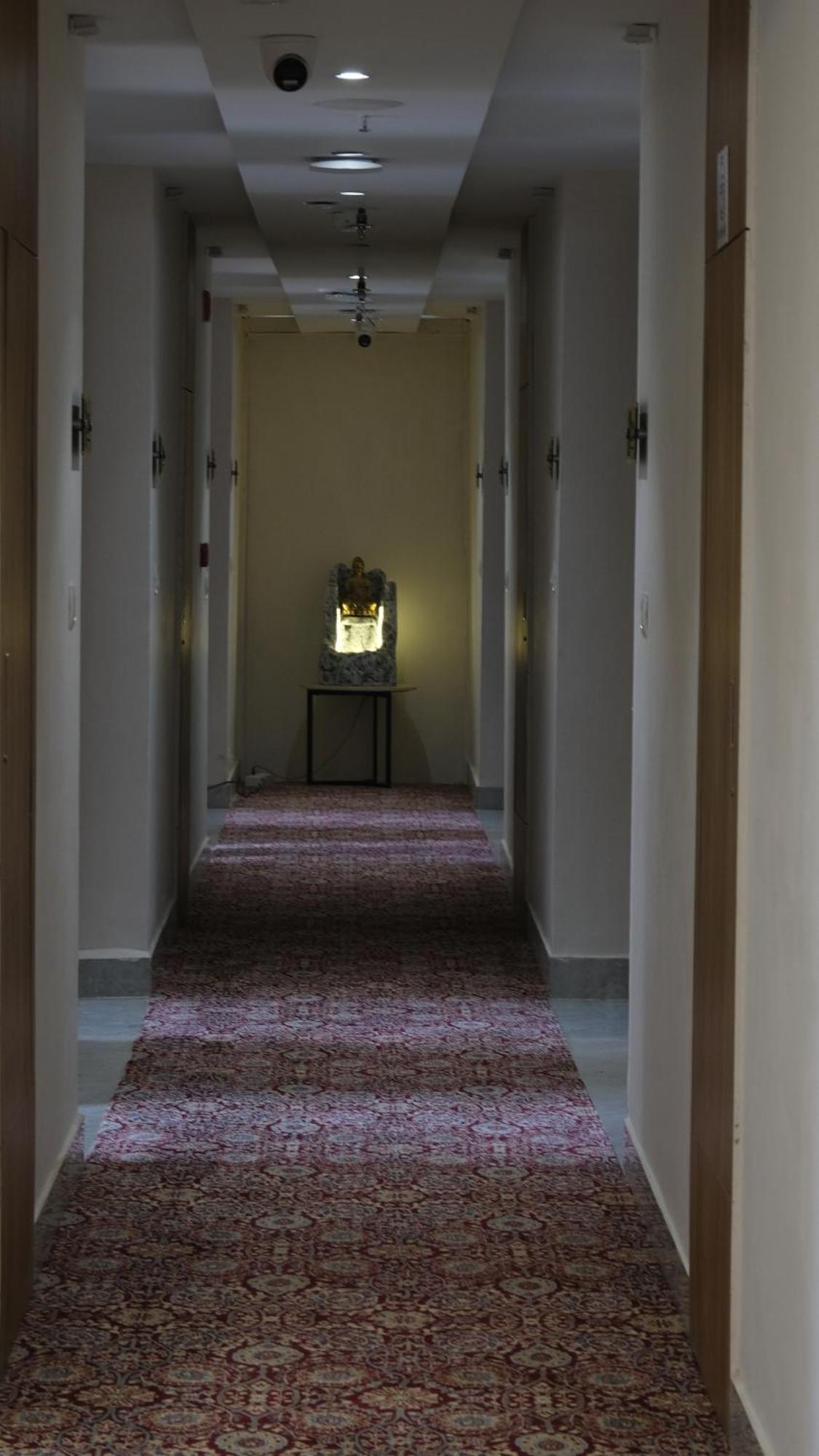 Clarks Inn Suites Agra Near Tajmahal Zewnętrze zdjęcie